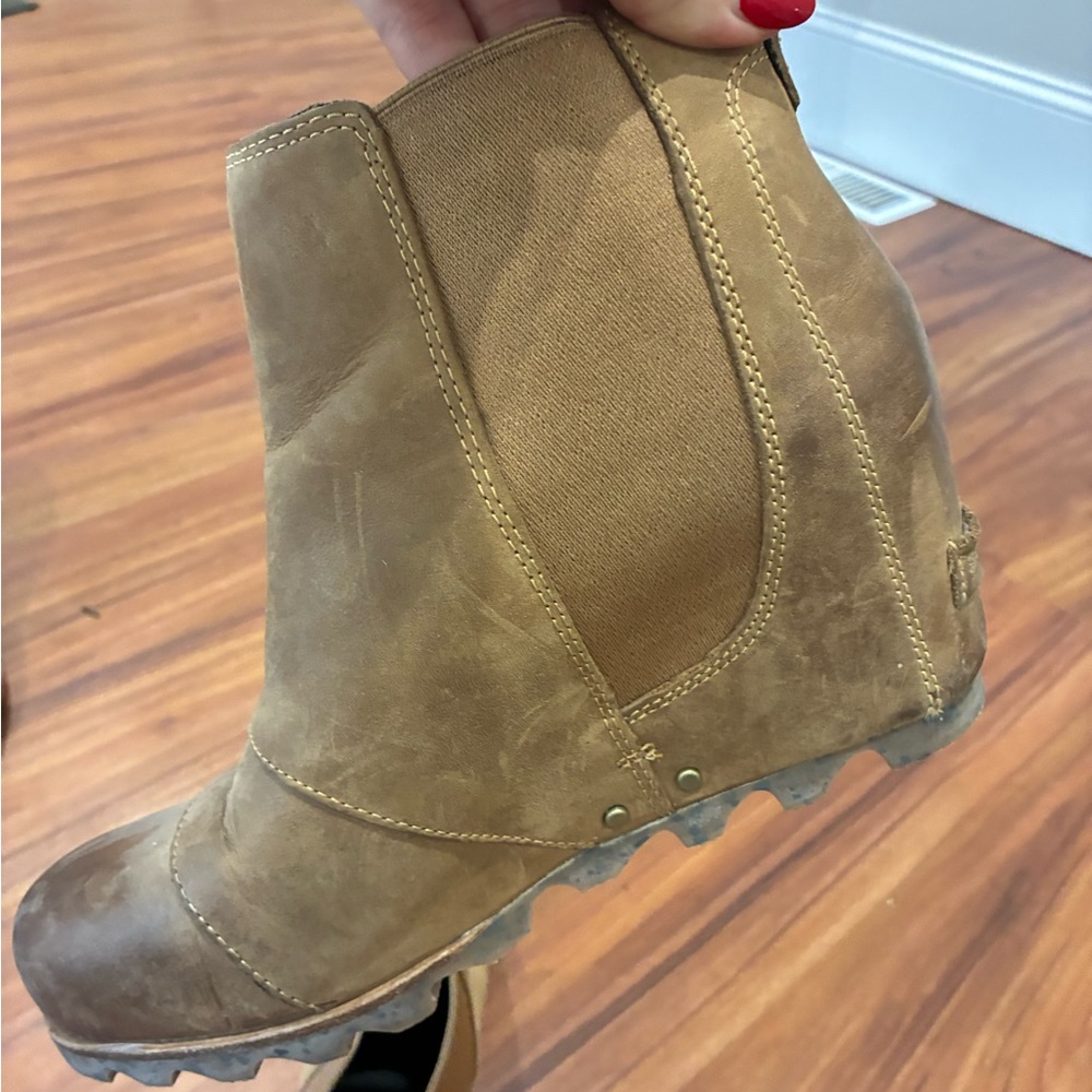 Sorel Joan Tan Ankle Boots for Women